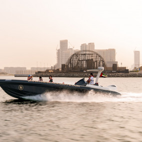Photo from جولة القوارب السريعة الفخمة في جولات ذا بلاك بوتس in دبي: Gallery Photo 3j5b6q