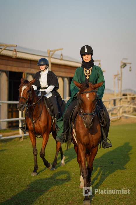Sunset Horse Riding at Al Marmoom Oasis with a 6-Course Bedouin Dinner в Дубай: Галерея фото z94gvq Sunset Horse Riding at Al Marmoom Oasis with a 6-Course Bedouin Dinner в Дубай: Галерея фото z94gvq