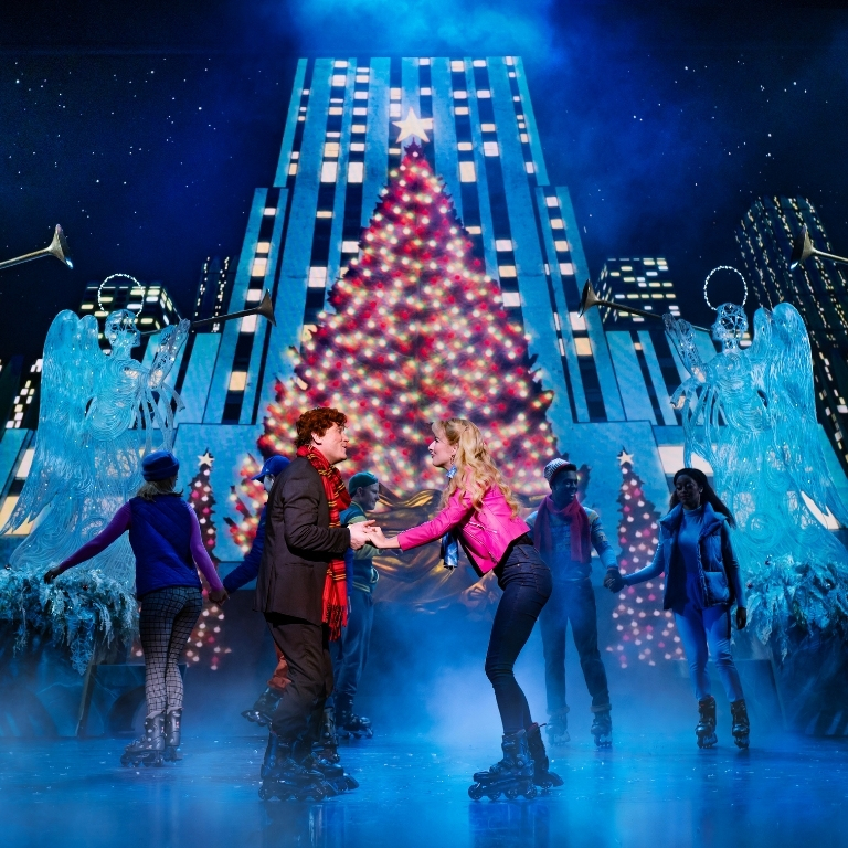 Photo from Elf The Musical in London in London: Gallery Photo 38yk41