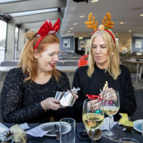 Thames Christmas Party Cruise in London : Galerie de photos 3e7qjm Thames Christmas Party Cruise in London : Galerie de photos 3e7qjm