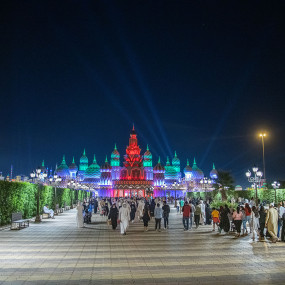 Photo from القرية العالمية in دبي: Gallery Photo nkeb9v