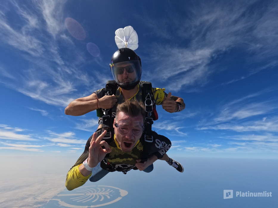 zm0kd8 استديو الصور :دبي في تجربة القفز المظلي سكاي دايف دبي zm0kd8 استديو الصور :دبي في تجربة القفز المظلي سكاي دايف دبي