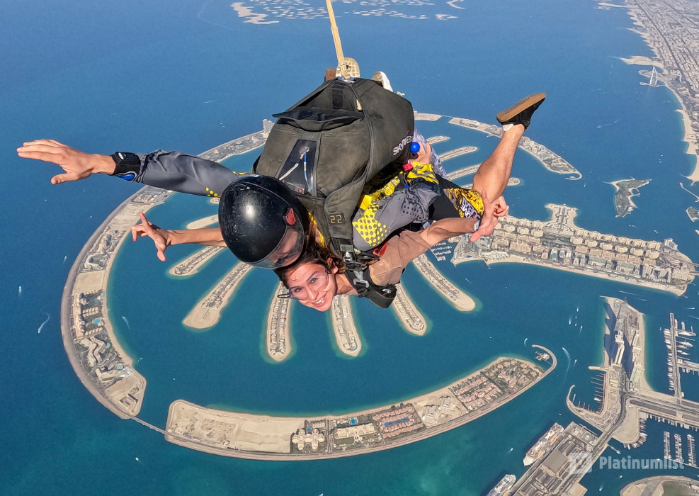 Tandem Skydive Palm Drop Dubai in Dubai: Gallery Photo zv64j0