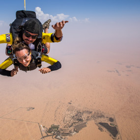 Tandem Skydive Desert Drop in Dubai: Gallery Photo 3xvwqd Tandem Skydive Desert Drop in Dubai: Gallery Photo 3xvwqd