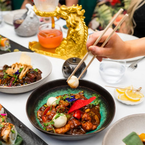 Exclusive 2 Course Festive Lunch - The Pods in Dubai: Gallery Photo 34jyeb