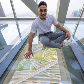 Фотография с Sky Views with Slide & Gold Menu в Дубай: Галерея фото n26xdj