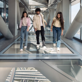 Фотография с Sky Views with Slide & Gold Menu в Дубай: Галерея фото 3e78e0