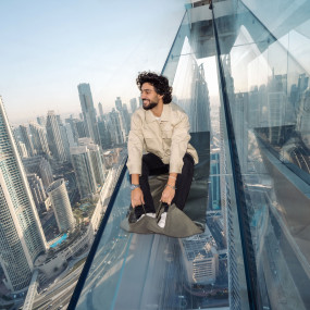 Photo from سكاي فيوز مع الزحليقة + المأكولات والمشروبات + هدية تذكارية in دبي: Gallery Photo 35y944