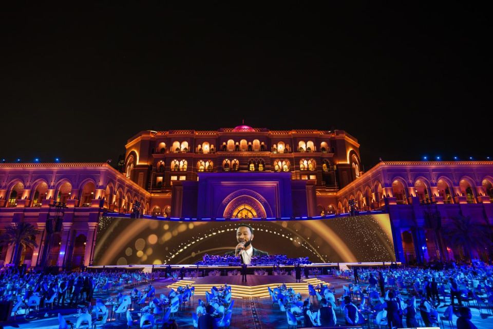 Фотография с New Year's Eve With John Legend in Abu Dhabi в Абу Даби: Галерея фото zodgw4