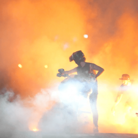 z7x68w استديو الصور :دبي في أسبوع الشرق الأوسط للسيارات والدراجات في الشرق الأوسط