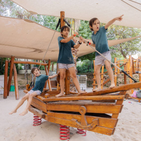 Фотография с Al Barari Playground в Дубай: Галерея фото zv6me8