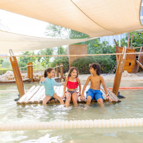 Фотография с Al Barari Playground в Дубай: Галерея фото 3xv9e1