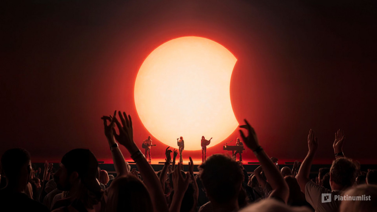 ABBA Voyage - Express Coach & Concert Ticket in London: Gallery Photo 3qej66