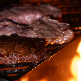 Photo from Meats & Mountains in Abu Dhabi: Gallery Photo zm08mw