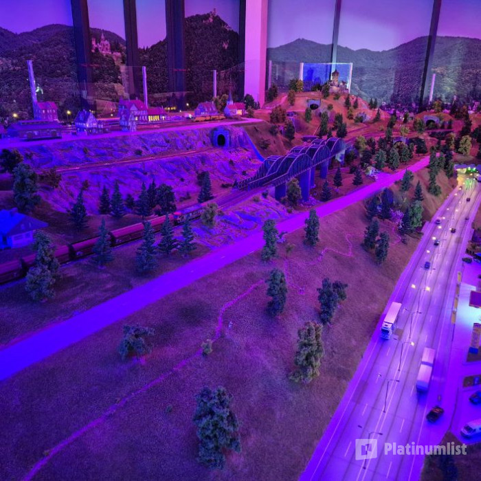 Small Worlds Dubai – Miniature Land in Dubai: Gallery Photo z7x6mk