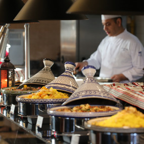 Ramadan at Great British Restaurant в Дубай: Галерея фото 7zg683