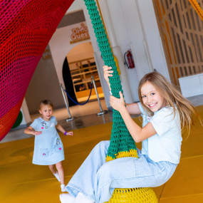 Photo from Magical Winterland at OliOli® in Dubai: Gallery Photo n0v4vw