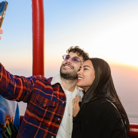 Photo from ركوب منطاد الشمس المشرقة في رأس الخيمة in رأس الخيمة: Gallery Photo 38yxyr