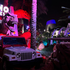 Photo from Dubai Garden Glow - Dinosaur Park + Fantasy Park in Dubai: Gallery Photo zw6r9b