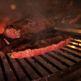 Photo from Meats & Mountains in Abu Dhabi: Gallery Photo zv6do7