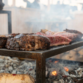 Photo from Meats & Mountains in Abu Dhabi: Gallery Photo zw6r4e