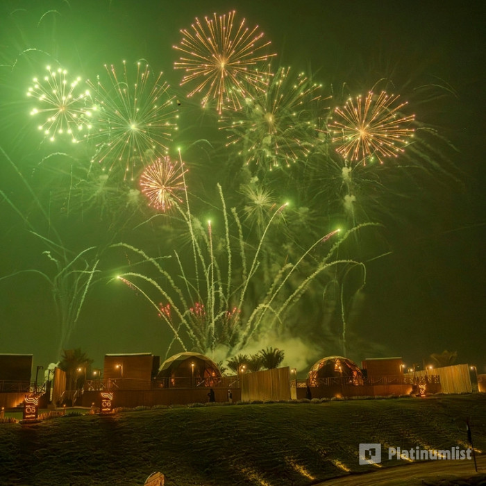 New Year Eve Celebration & Premium BBQ Dinner at Al Marmoom in Dubai : Galerie de photos 3d7bdy