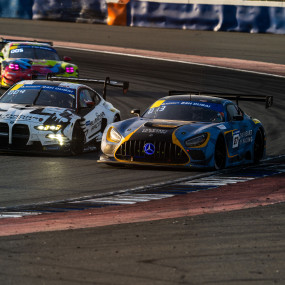 Photo from 24H Race Dubai in Dubai: Gallery Photo zw6r2e
