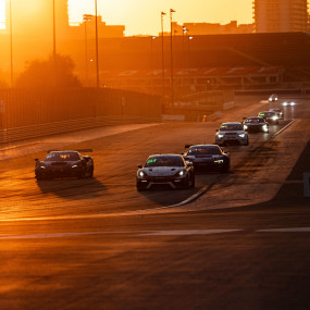 Photo from 24H Race Dubai in Dubai: Gallery Photo 38yxb1