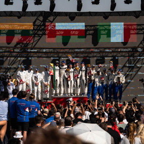 Photo from 24H Race Dubai in Dubai: Gallery Photo zg4wvr