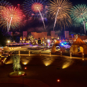 Sahara Desert Fortress New Year’s Eve 2025–2026 | Big Bus Transfers in Dubai: Gallery Photo 35yg11