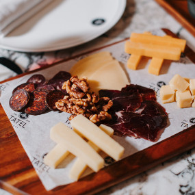 38yxg6 استديو الصور :دبي في لا كارافانا جيتانا