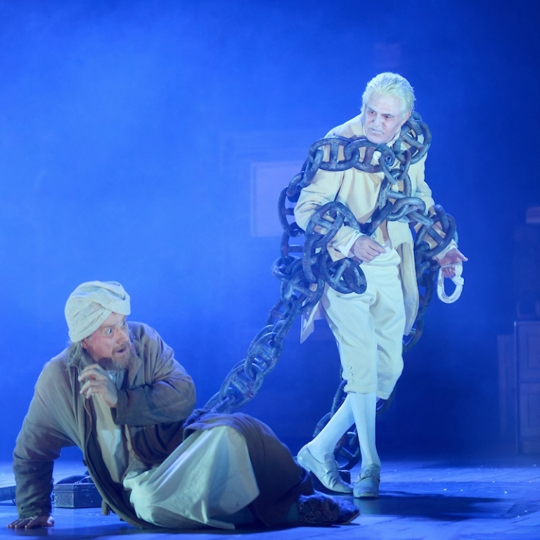 Photo from لندن - أغنية ترنيمة عيد الميلاد - مسرحية قصة شبح in لندن: Gallery Photo 3xv1bm