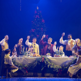 3qekm6 استديو الصور :لندن في لندن - أغنية ترنيمة عيد الميلاد - مسرحية قصة شبح