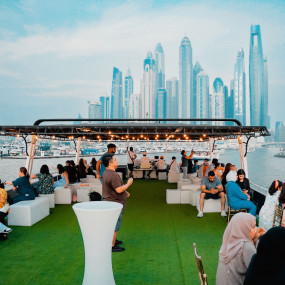 Dubai Marina 1 Hour Yacht Tour in Dubai: Gallery Photo z7xjpk