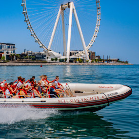 Photo de 90 Mins Guided Sightseeing Boat Tour dans Dubai : Galerie Photo z7xjok