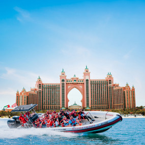 Photo de 90 Mins Guided Sightseeing Boat Tour dans Dubai : Galerie Photo 34jpmg