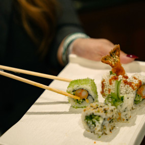 Photo from Sunseeker Superyacht Experience with Gourmet Dining,Premium Drinks & Live Music in Dubai: Gallery Photo 3xv14d