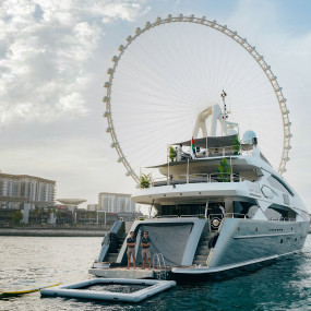 Photo from Sunseeker Superyacht Experience with Gourmet Dining,Premium Drinks & Live Music in Dubai: Gallery Photo zv6dw0
