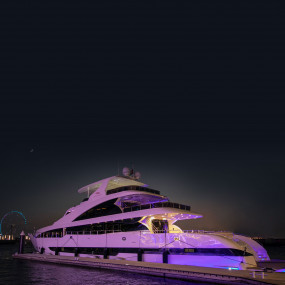 3pj7gx استديو الصور :دبي في جولة في القارب لمدة ثلاث ساعات في مرسى دبي مع وجبة غداء شهية