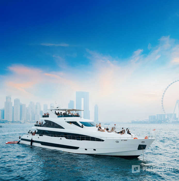 zod7py استديو الصور :دبي في جولة في القارب لمدة ثلاث ساعات في مرسى دبي مع وجبة غداء شهية