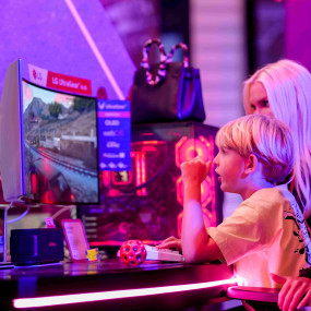 Photo from GameExpo in Dubai in Dubai: Gallery Photo zg476r