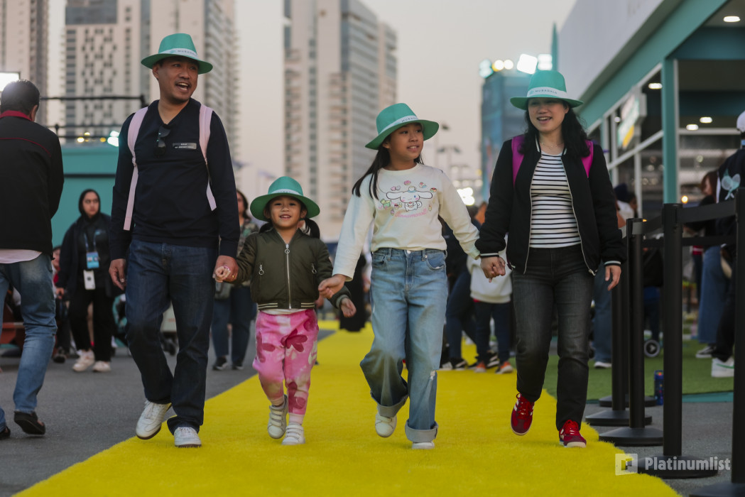 Mubadala Abu Dhabi Open 2026 in Abu Dhabi: Gallery Photo 35y8w1