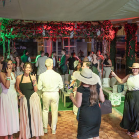 Party at the Polo in Dubai в Дубай: Галерея фото 3pjbex