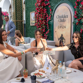 Party at the Polo in Dubai в Дубай: Галерея фото 3j51ky