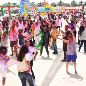 Colorsplash 3.0 in RAK: Gallery Photo zm01ey