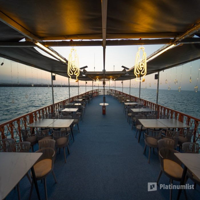 Sinbad’s Ship in Muscat: Gallery Photo zv60o7