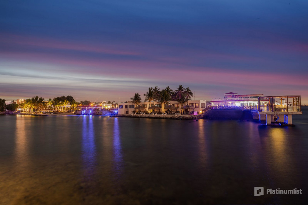 35yegg استديو الصور :جدة في إفطار في نارسس أبحر