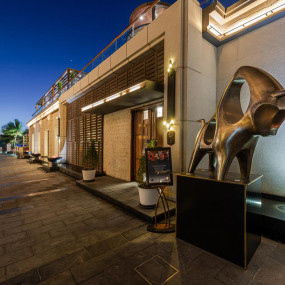 n697op استديو الصور :جدة في إفطار في نارسس أبحر