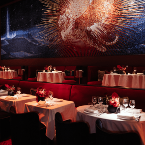 Paris Paradis Cabaret Show with Dinner в Дубай: Галерея фото zg4v74