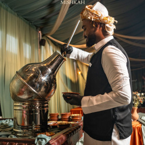 Photo from الفنان ادهم والفنان مهند الباشا والفنان محمود السناني في ليالي مشكاة للعيد في جدة in جدة: Gallery Photo z949x1